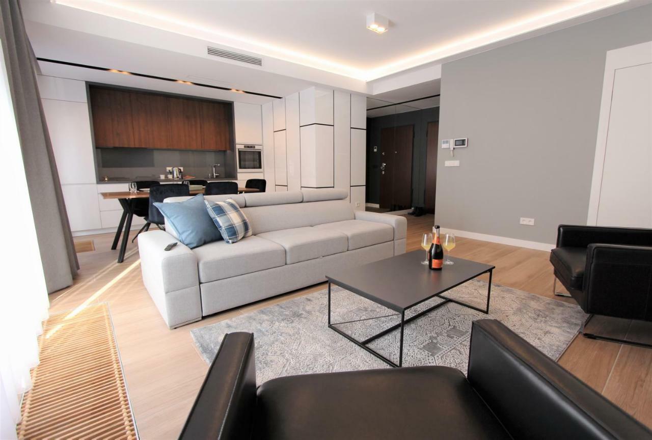 Lubicz Luxury Apartment Krasków Exterior foto