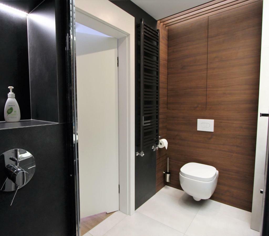 Lubicz Luxury Apartment Krasków Exterior foto